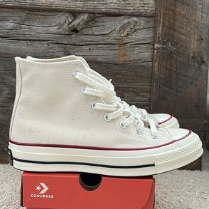 NWB - Converse Chuck 70 Hi Sneakers - Parchment - Unisex - Size 7 (Women’s)